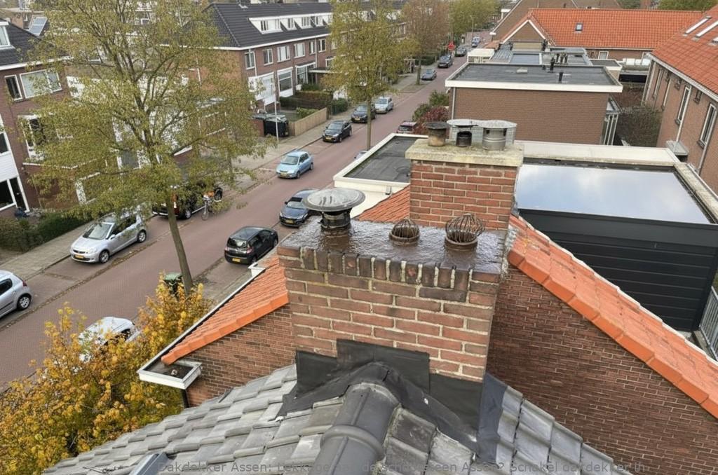 Lekkage Aan De Schoorsteen Assen